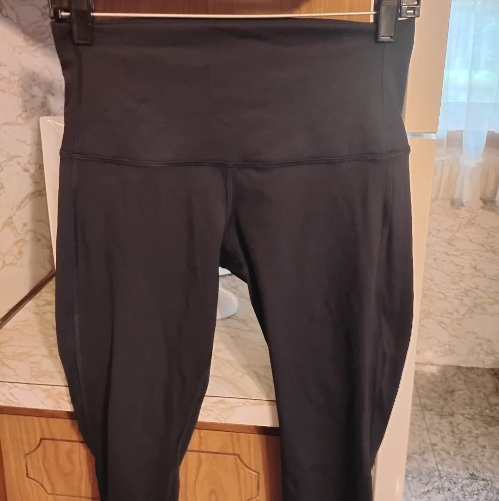 Lululemon Wunder Under Crop High-Rise *Roll Down Scallop Full-On Luxtreme, Sz 8 - Picture 8 of 16